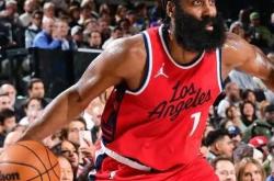 哈登在湖人比赛中爆冷，比赛局势复杂引发热议！