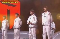 晋级下一阶段首场状态出色，SKT观众沸腾！，巴特勒重返赛场全场沸腾不已(alloutoflove歌词中文)